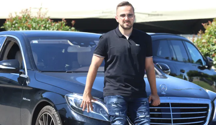 Marin Glavota je do poslovnog uspjeha prevalio vi&scaron;e od milijun kilometara. Mama ga i kod kuće naziva - direktorom