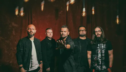 Grupa Vatra - album &ldquo;Doživotno&rdquo;: Osam pravih, dobrih pjesama koje će usrećiti vjernu publiku