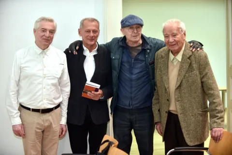 Zagreb, 27.01.2026 (novosti) - profesor Tihomir Jukic, predavanje na HAZU-u, na slici i Zlatko Karac, Kresimir Rogina, Andija Mutnjakovic.foto Davor Kovacevicnovosti