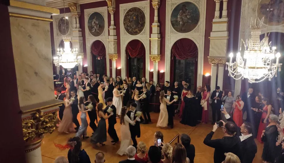 Austrijski bal u Osijeku