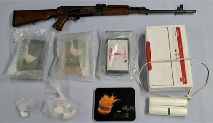 Zaplijenjen koakin i snajper