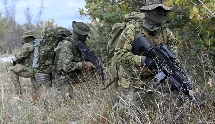 Vojno-obavje&scaron;tajna satnija prvi je put provela selekcijski kamp za popunu izvidničkih vodova manevarskih bojni Gardijske mehanizirane brigade na vojnom poligonu "Josip Markić" kod Knina.
