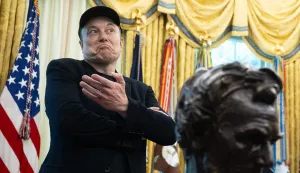 epa12145991 Elon Musk reacts during a press conference with US President Trump in the Oval Office at the White House in Washington, DC, USA, 30 May 2025. EPA/FRANCIS CHUNG/POOL