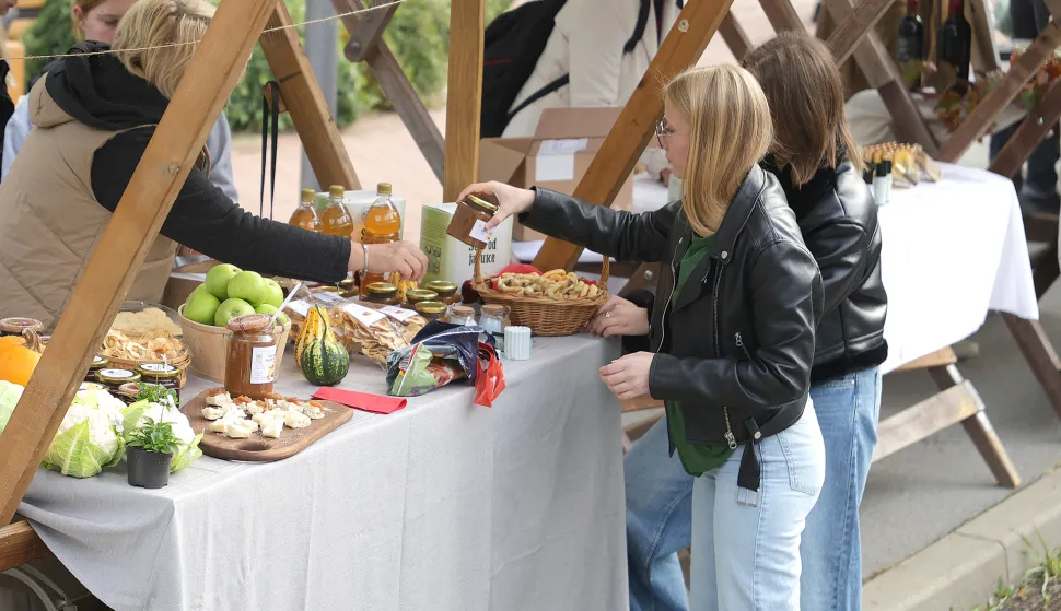 Osijek, 16. 10. 2025., FAZOS, sajam, sajam OPG-ova, studenti, student, biv&scaron;i studentiSNIMIO BRUNO JOBST