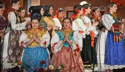 Županja...21.02.2025.U Kulturnom centru Ivana Hermana otvoreno 58. &Scaron;okacko sijelo na kojem je sudjelovao Potpredsjednik Vlade i ministar poljoprivrede, &scaron;umarstva i ribarstva David Vlajčić.Foto: Gordan Panić