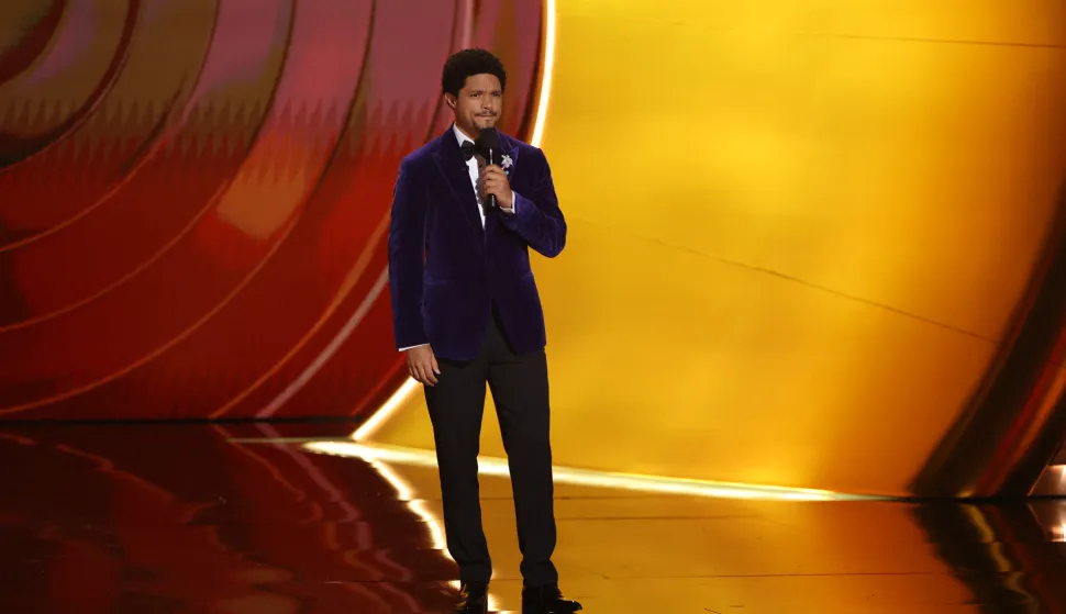 Show host Trevor Noah speaks on stage during the 68th Annual Grammy Awards in Los Angeles, California, U.S., February 1, 2026. REUTERS/Daniel Cole Photo: DANIEL COLE/REUTERS