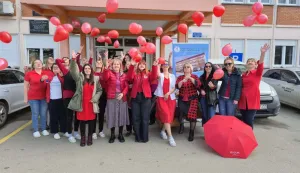 Žene u crvenom u Županjifoto: Dom zdravlja 