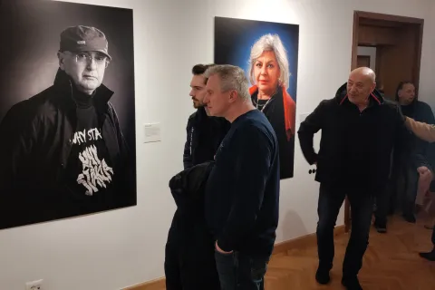 Izložba fotografija Osijek kao susret - Lica grada, Domagoj Topić, Marin Topić, MLU, Muzej likovnih umjetnosti