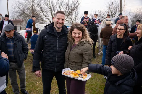Tenja, 7. 2. 2026., Pokljadno jahanje, TenjaIvan Radić; Ana Mihaljević; pokladno jahanje; konji; graničari; običaji