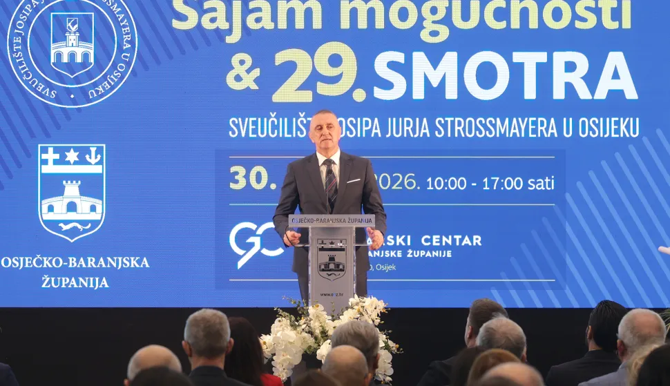 Osijek, 30. 01. 2026., GC, 29. smotra Sveučili&scaron;ta J. J. Strossmayera u Osijeku, 29. smotra, sajam mogućnosti, otvorenje, fakulteti, srednjo&scaron;kolci, studenti, upis na fakultet, Drago &Scaron;ubarićSNIMIO BRUNO JOBST