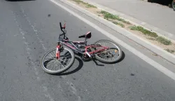 Prometna nesreća, djeca, bicikl, bicikli, ilustracija