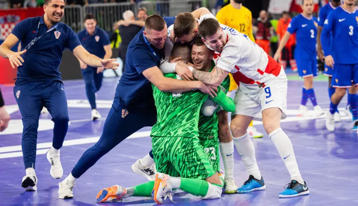 Ljubljana, 07.02.2026 - Utakmica za tre?e mjesto Europskog prvenstva u futsalu Hrvatska - Francuska. foto HINA/ STA/ Bor SLANA/ ik