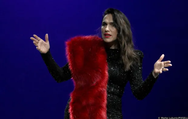 16.01.2026., Zagreb - Glumica Marijana Mikulic u Koncertnoj dvorani Vatroslava Lisinskog izvela svoju autorsku predstavu Zena, majka, glumica Mare. Photo: Marko Lukunic/PIXSELL