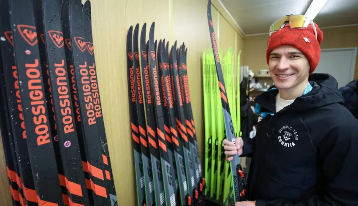 Antholz-Anterselva, 08.02.2026 - Članovi hrvatske biatlonske reprezentacije u Antholz-Anterselvi na Zimskim Olimpijskim igrama Milano-Cortina 2026. Na slici biatlonac Kre&scaron;imir Crnković.foto HINA/ Damir SENČAR/ ds