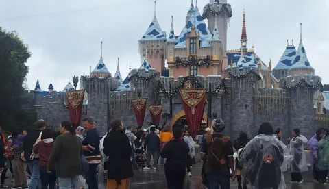 Posjet zvijezdama u Hollywoodu: Iz svijeta ma&scaron;te u svijet snova, iz animiranoga u igrani film