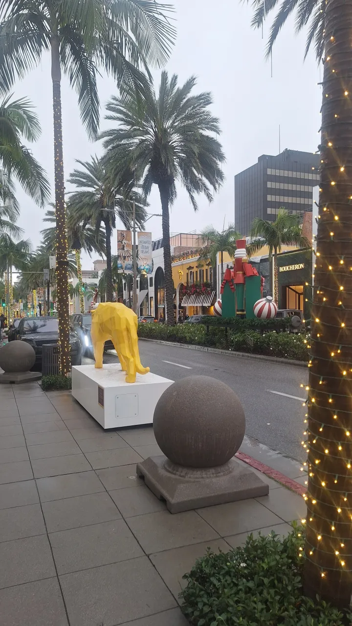 Posjet zvijezdama u Hollywoodu: Iz svijeta ma&scaron;te u svijet snova, iz animiranoga u igrani film