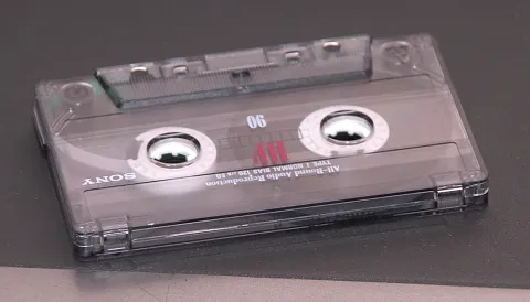 Walkman s hitovima presnimljenim s radija