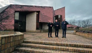 Kkumrovec, 11.2.2026.- Potpredsjednik Vlade i ministar prostornoga ure?enja, graditeljstva i dr?avne imovine Branko Ba?i? u srijedu je u Kumrovcu, na polaganju kamena temeljca za zgradu s 10 POS stanova vrijedne 1,8 milijuna eura, najavio da ?e Zakon o priu?tivom stanovanju idu?i tjedan biti na sjednici Vlade. foto HINA/ Sini?a Kalajd?ija/ ua