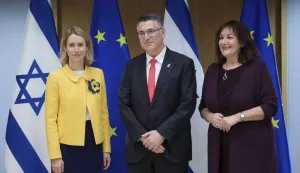 EU Commission vice-president, High Representative for Foreign Affairs and Security Policy Kaja Kallas (L) pose with the Israel Minister of Foreign Affairs Gideon Moshe Saar (C) and the EU Commissioner for Mediterranean Dubravka Suica (R) prior the start of an EU-Israel Association Council meeting in the Europa building on February 24, 2025 in Brussels, Belgium. Gideon Sa'ar is member of the Knesset for the party New Hope. - Photo by Monasse T/ANDBZ/ABACAPRESS.COM Photo: Monasse Thierry/ANDBZ/ABACA/ABACA