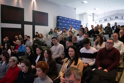 Osijek, 11. 2. 2026., Business Forum EFOSbusiness forum; EFOS; posjetitelji; studenti; sudionici; panel; predavanje