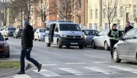 Osijek, 11. 02. 2026., slobodnjaci, slobodnjak, MUP; policija; prometna policija; promet; prometna nesreća; policijski kombi, policijsko vozilo; ilustracijaSNIMIO BRUNO JOBST