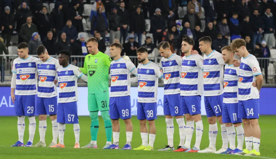 Osijek, 25. 01. 2026, Opus Arena, nogomet, Osijek - Dinamo. SuperSport HNL 25/26. Minuta &scaron;utnje.snimio GOJKO MITIĆ