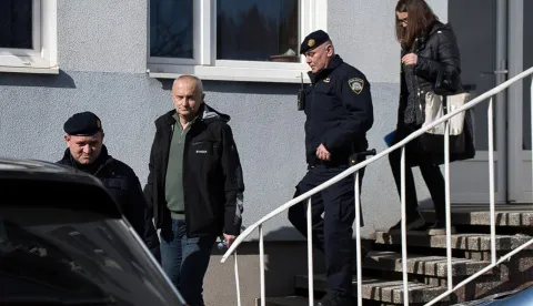 12.02.2026.., Nova Gradiska - Privodjenje gradonacelnika Vinka Grgica. Gradonacelnik Nove Gradiske Vinko Grgic opet na meti istrazitelja. Policija od ranog jutra pretresa njegovu kucu i ured u Gradskoj upravi. Photo: Ivica Galovic/PIXSELL
