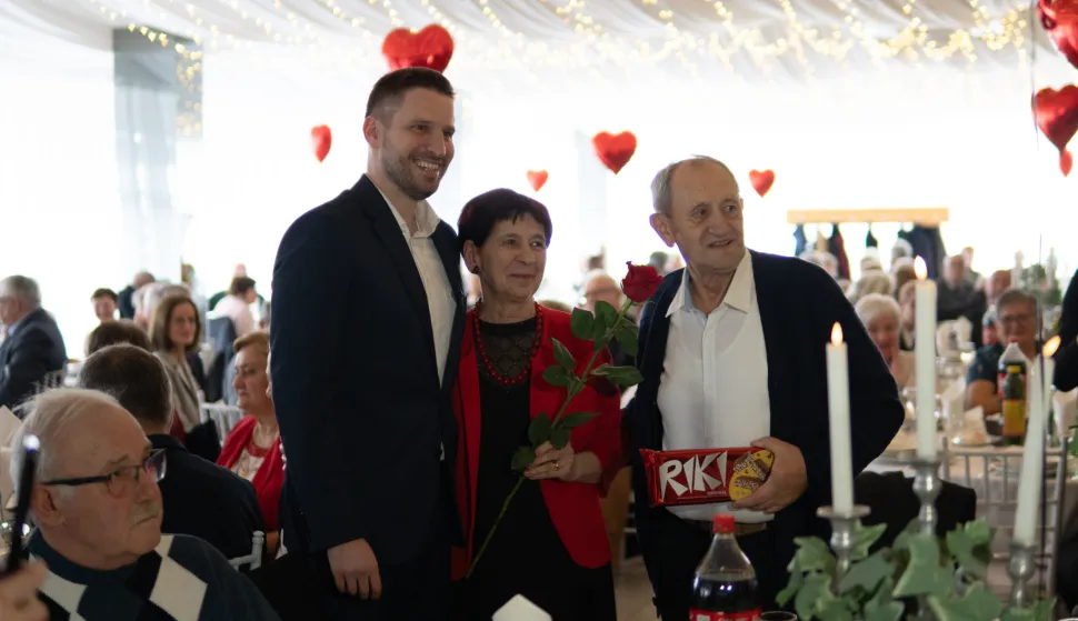 Osijek, 14. 2. 2026., Zlatni pir, GardensIvan Radić; Zlatni pir; proslava; brak; bračni parovi; Valentinovo