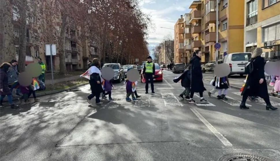 Kako policija i vrtić "Sunčica" uče najmlađe sigurnosti na cesti, PU OBŽ, preventiva, promet, sigurnost, veljača 2026.