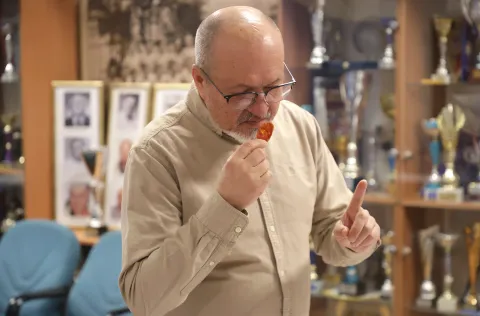 Osijek, 14. 02. 2026., Zeleno polje 5, Donjogradska kobasijada, kobasijada, ocjenjivanje kobasica, kobasica, kulenova seka, Goran Ku&scaron;ec - predsjednik ocjenjivačkog suda SNIMIO BRUNO JOBST