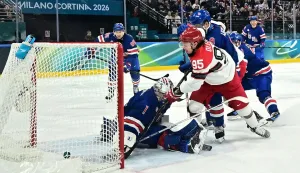 &ldquo;Bitka za Grenland&rdquo;: Amerika slavila, Danci sa zastavom Grenlanda