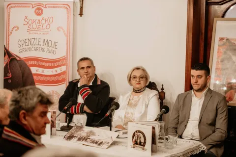 Autori monografijeFoto-Video Focus