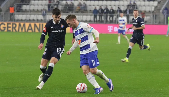 Osijek, 25. 01. 2026, Opus Arena, nogomet, Osijek - Dinamo. SuperSport HNL 25/26. Nail Omervić (11).snimio GOJKO MITIĆ