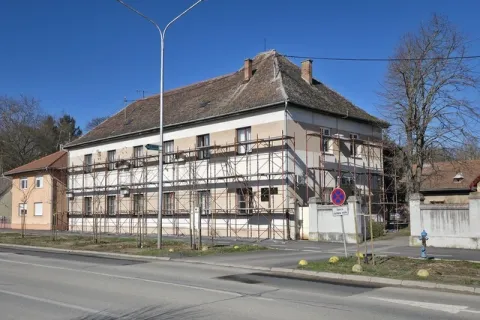 DONJI MIHOLJACS obzirom na pojačan interes građana i intenzivnu dinamiku radova koji se provode na području Donjeg Miholjca, s portala miholj&scaron;tina.info prenosimo razgovor s gradonačelnikom Draženom Trcovićem o aktualnim i planiranim projektima. veljača 2026.