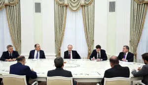 epa12192611 Russian President Vladimir Putin (C, back) attends a meeting with Iranian Foreign Minister Abbas Araghchi (C, front) at the Kremlin in Moscow, Russia, 23 June 2025. EPA/ALEXANDER KAZAKOV/SPUTNIK/KREMLIN POOL