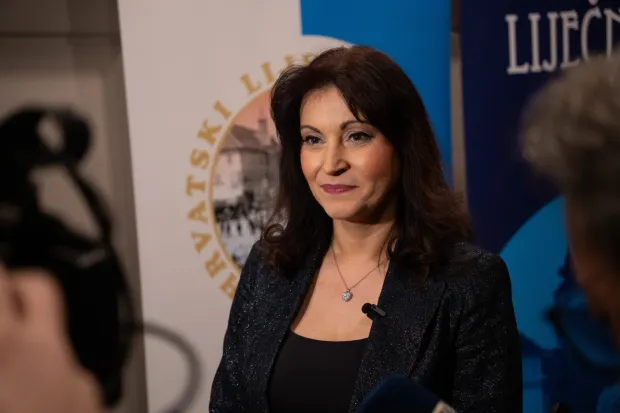 Osijek, 20. 2. 2026., Liječnički bal, Hangar ČepinNata&scaron;a Trami&scaron;ak; lijecnicki bal; lijecnici; medicina; bal; sudionici