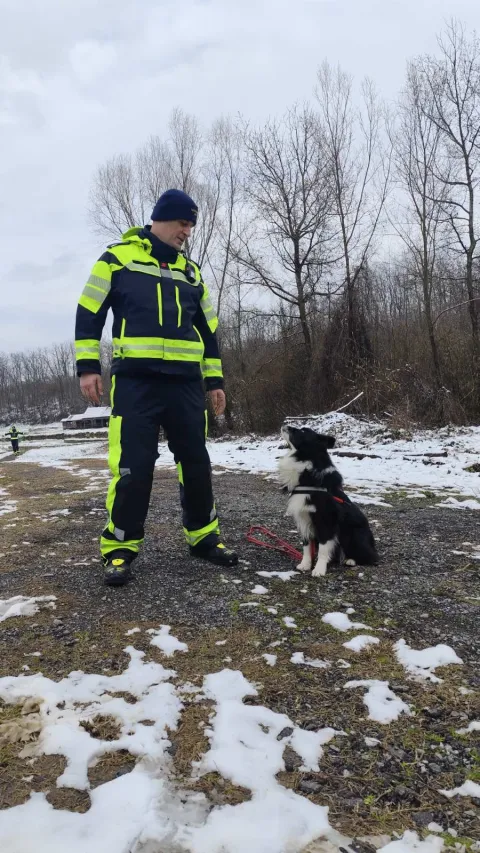 ORAHOVICA/ČAČINCI - TreNinzi i vježbe K9 vatrogasnih timovaSNIMIO: VLADIMIR GRGURIĆ