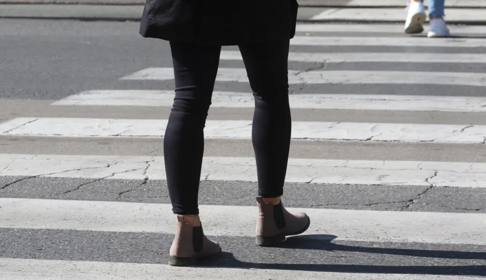 Osijek, 18. 10. 2022, Obiljezeni pjesacki prijelaz, zebra. Ilustracija, promet, horizontalna prometna signalizacija.snimio GOJKO MITIĆ