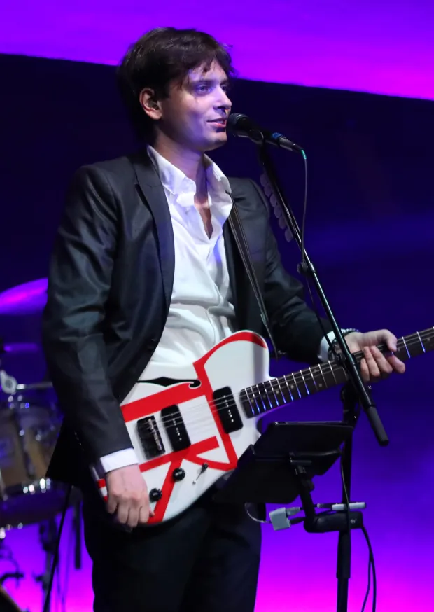 24.03.2023., Sibenik - Tibor Karamehmedovic, autor, vokal i gitarist grupe Silente, u Kuci umjetnosti Arsen, pred sibenskom publikom predstavio svoj novi album Pozalit se nekom. Photo: Dusko Jaramaz/PIXSELL