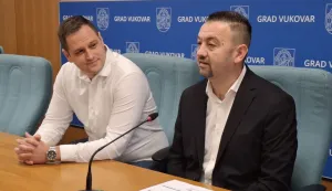 Presica o uvođenju restriktivnih mjera u Vukovaru- dogradonačelnik Filip Su&scaron;ac- gradonačelnik Marijan Pavliček