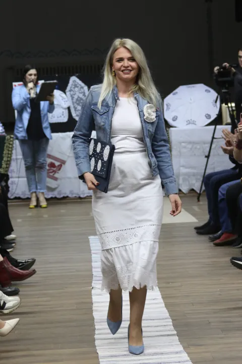 /Foto/ Jeans i no&scaron;nje - Uspje&scaron;an spoj iz modnoga labosa