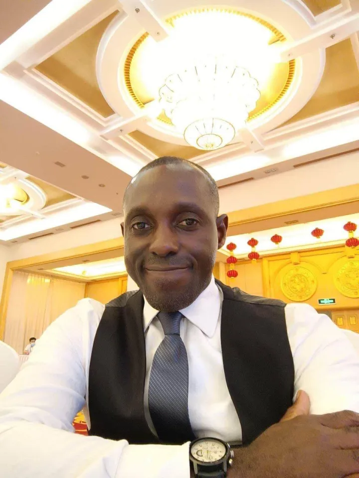 MAGAZIN INA KINA__Fortune_Abang__urednik_Novinska_agencija_Nigerija__