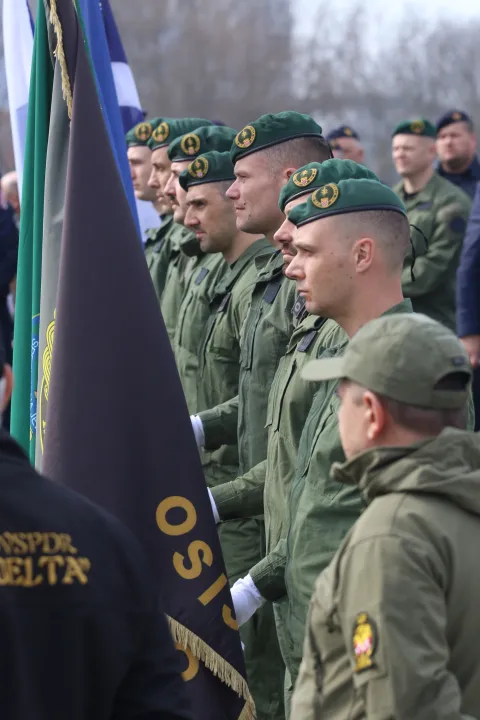 Osijek, 03. 03. 2026, Kod Opus Arene, Svečanost otkrivanja ploče s natpisom Ulica specijalne poliicije "Orao". Ivan Radić, Dragan Vulin, Ilija Vidić, predsjednik Udruge Specijalne jendinice policije "Orao", i Ladislav Bece, načelnik PU OBŽsnimio GOJKO MITIĆ