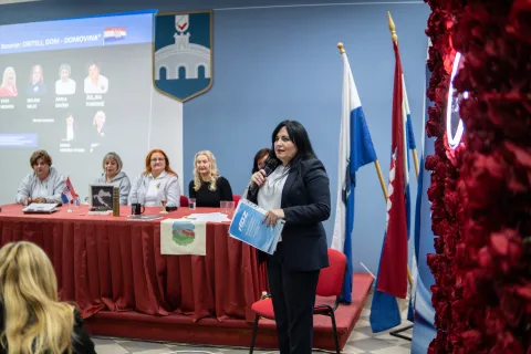 Osijek, 3. 3. 2026., Tribina o ženama u organizaciji Udruge braniteljica i žena HDZ-aMirna Habuda Stanić; dan žena; tribina; braniteljice; žene; HDZ