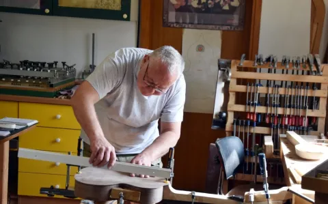Drago Knobloch i dalje proizvodi tambureSNIMIO: VLADIMIR GRGURIĆ