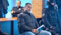 Varaždin, 04.03.2026. - Na varaždinskom Županijskom sudu u srijedu je počelo suđenje vi&scaron;estrukom ubojici Srđanu Mlađanu kojega u ovom slučaju terete da je u vi&scaron;e navrata u lepoglavskom zatvoru poticao drugog zatvorenika na otmice i ubojstva osoba koje su svjedočile na njegovu &scaron;tetu. foto HINA/ Sini&scaron;a KALAJDŽIJA/ ml