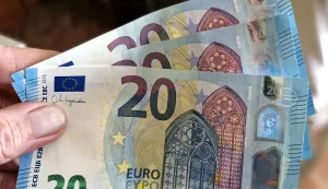 Umirovljenicima uskrsnica od 45 do 70 eura