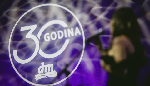 Povodom 30 godina poslovanja u Hrvatskoj dm je pokrenuo inicijativu "Žar za budućnost" 