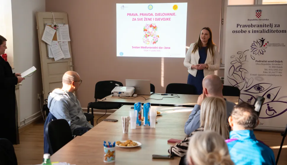 Osijek, 9. 3. 2026., Dru&scaron;tvo MS - prava žena s invaliditetommultipla skleroza; MS; žene s invaliditetom; invaliditet; dan žena; tribina
