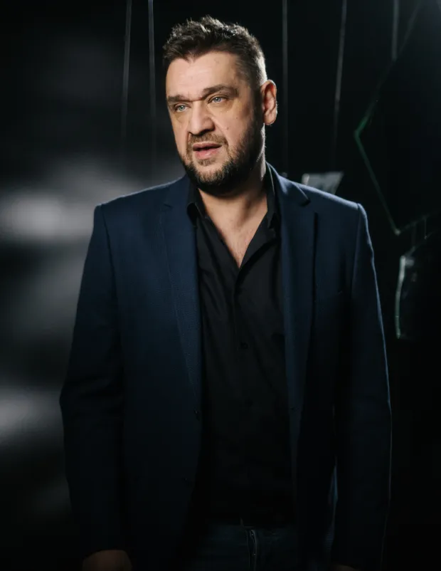 Goran Bo&scaron;ković, Fluentes